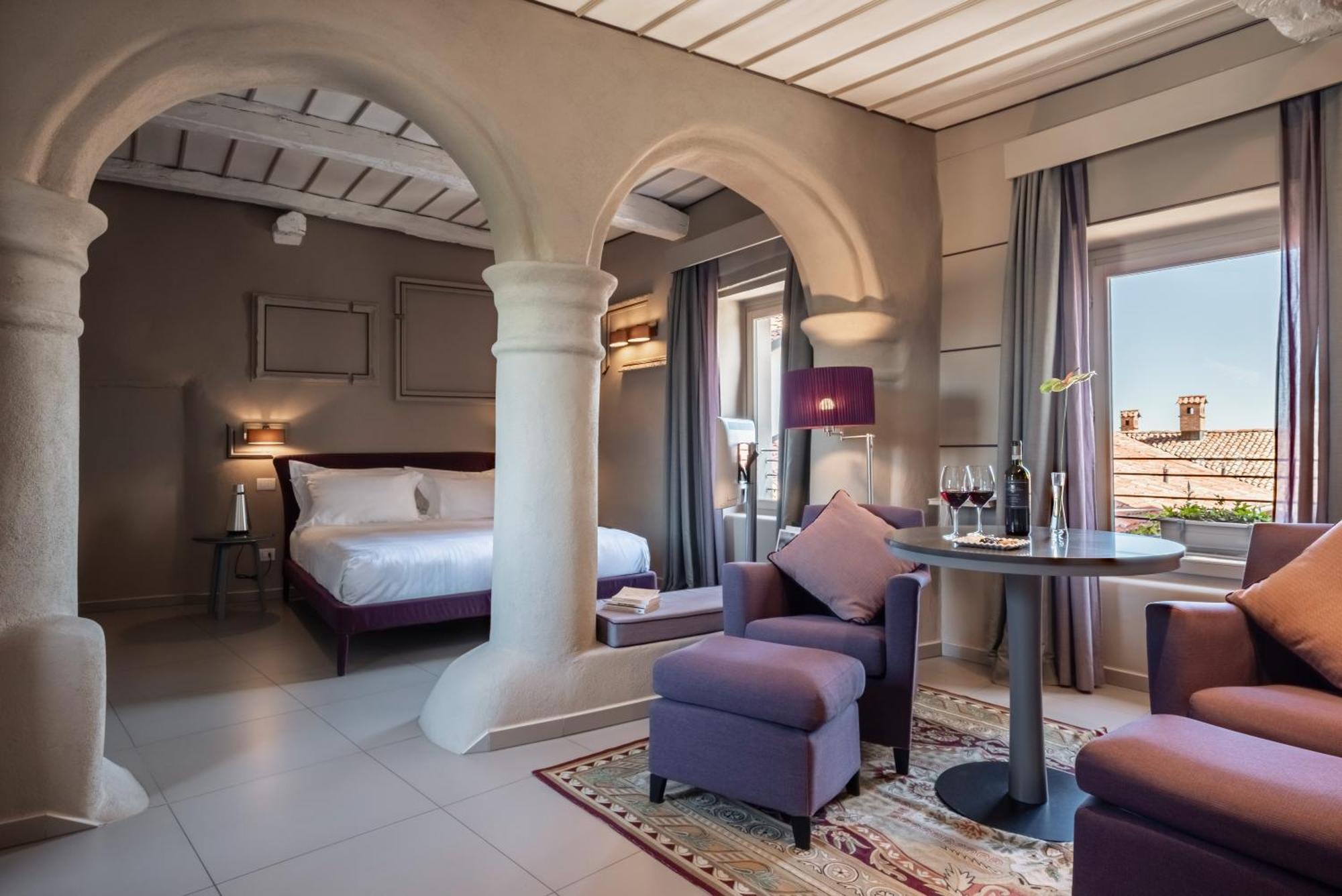 Uve Rooms&Wine Bar La Morra Buitenkant foto